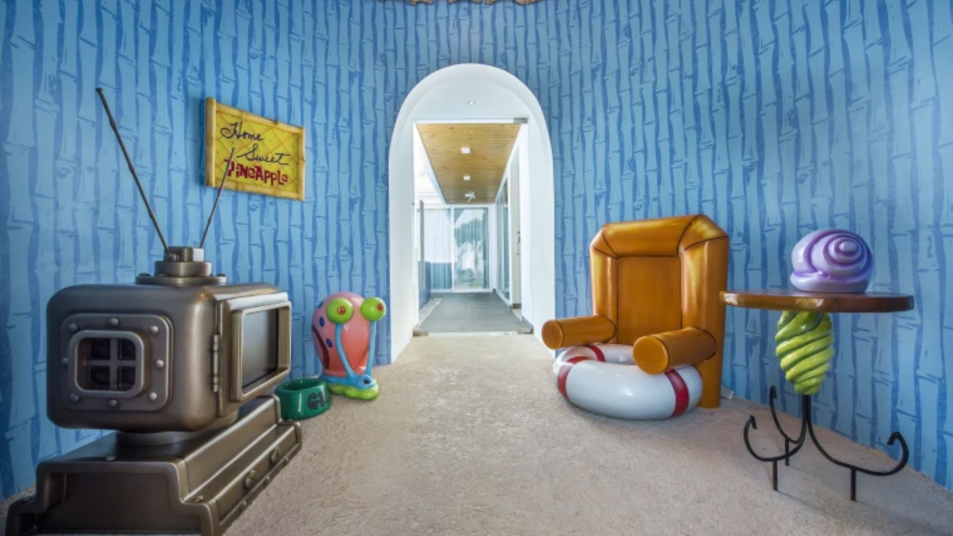 Interior Style of spongeBob SquarePants' pineapple house