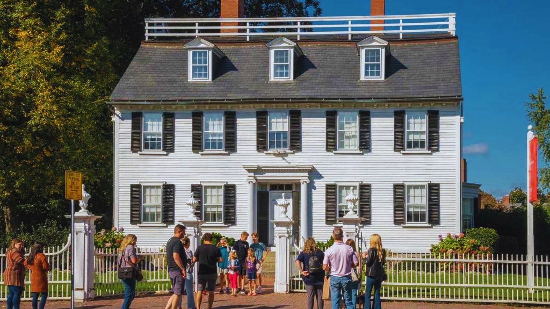 Best Time to Visit Hocus Pocus Filming Locations