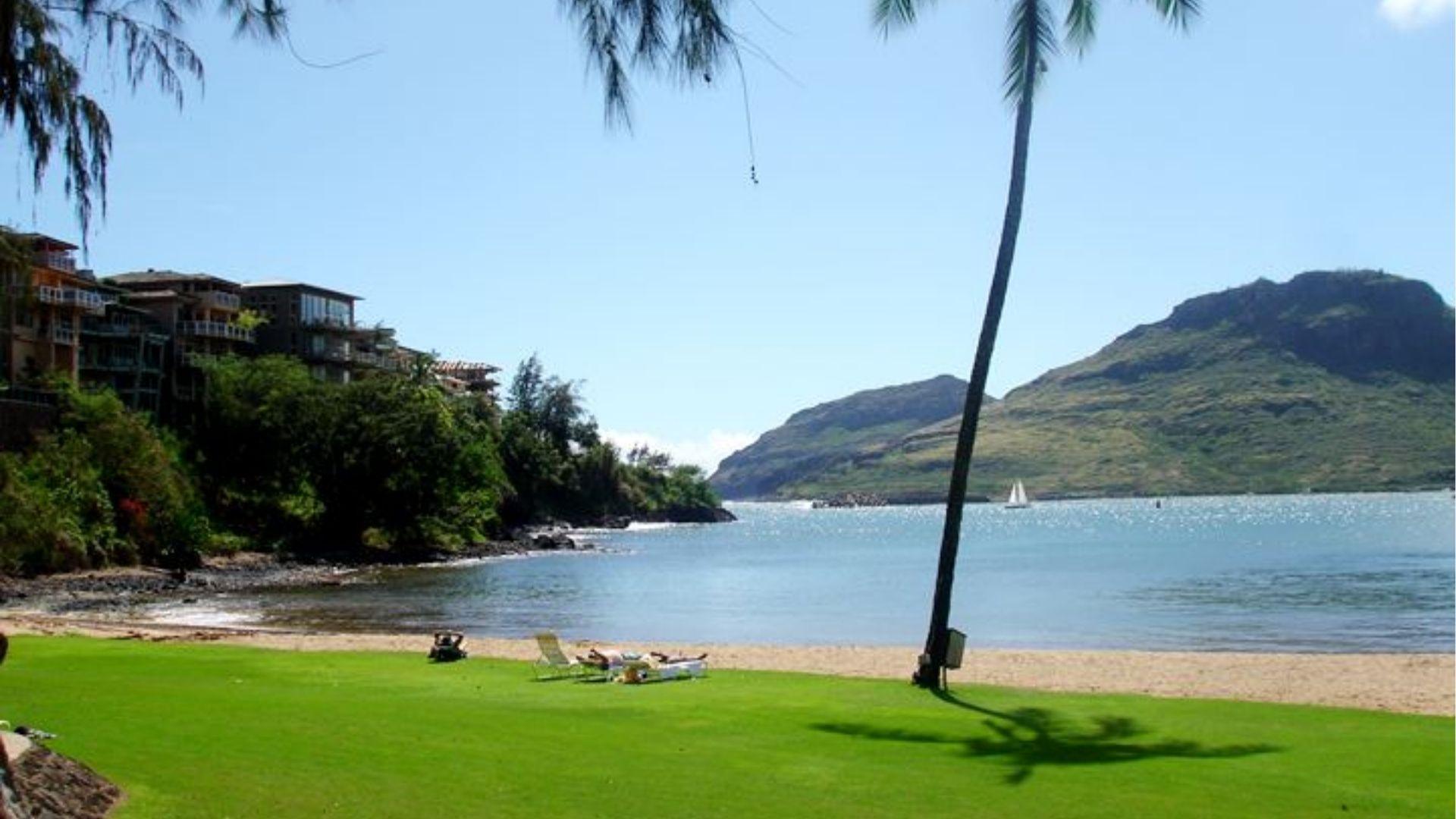 Kalapaki Beach and Nawiliwili Harbor