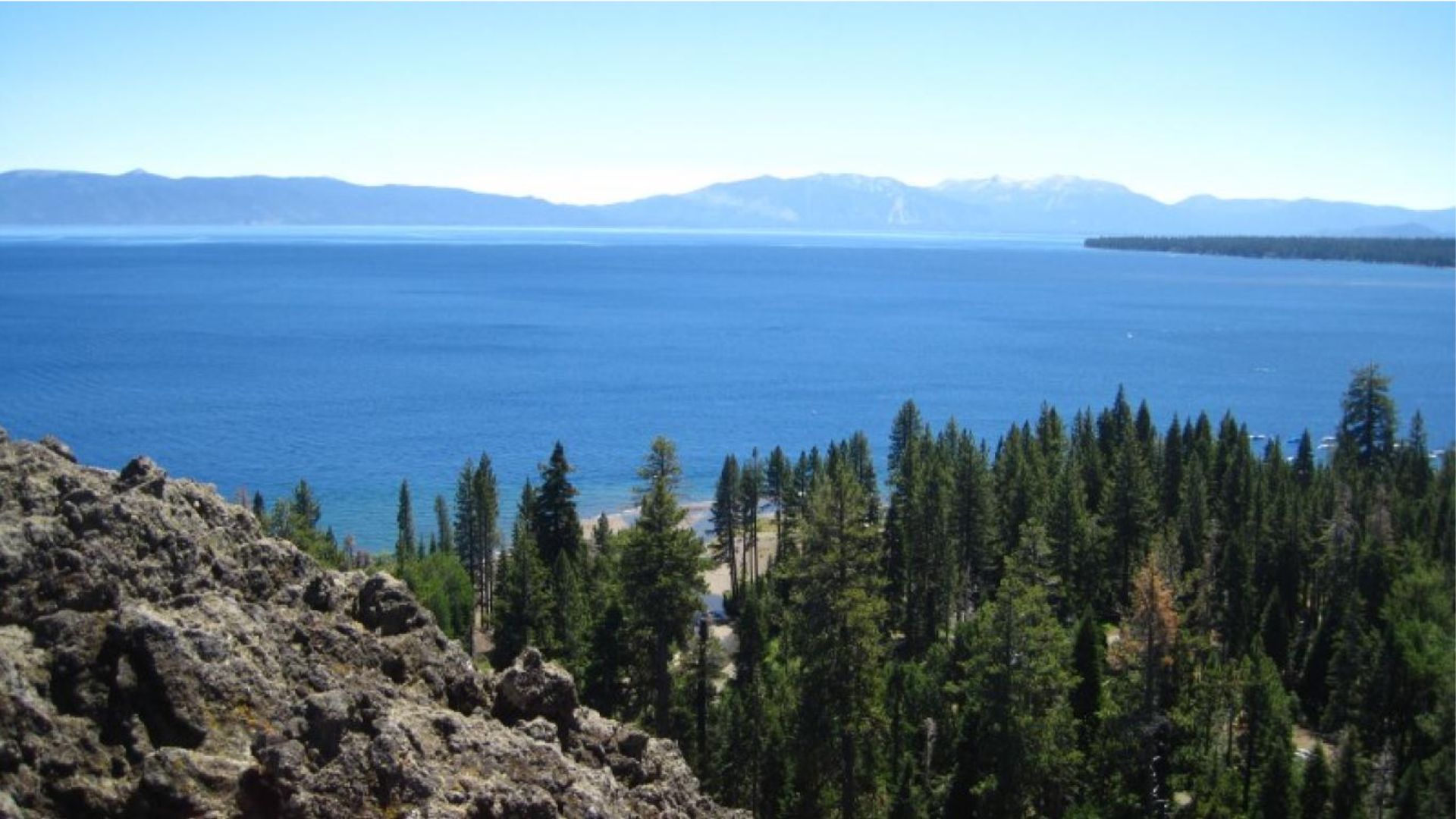  A photo of eagle rock viewpoint
