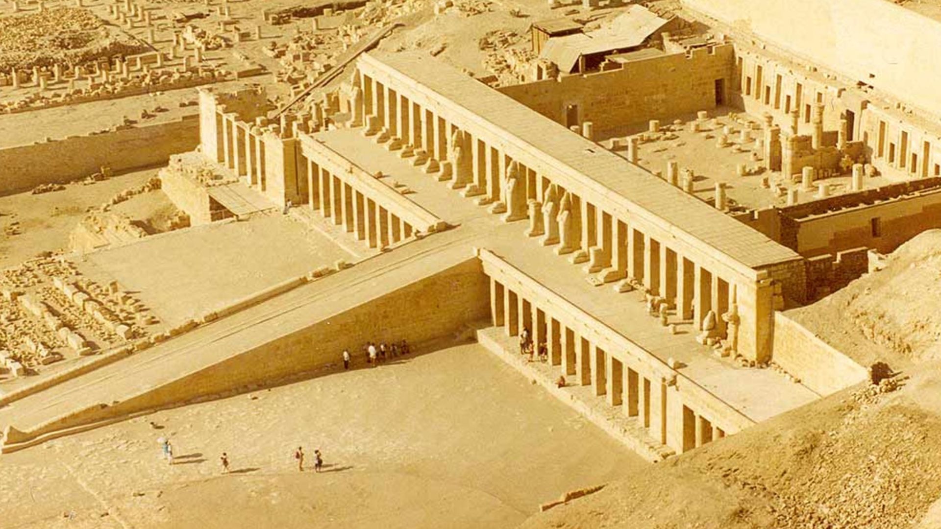  IMAGE OF TEMPLE OF HATSHEPSUT

