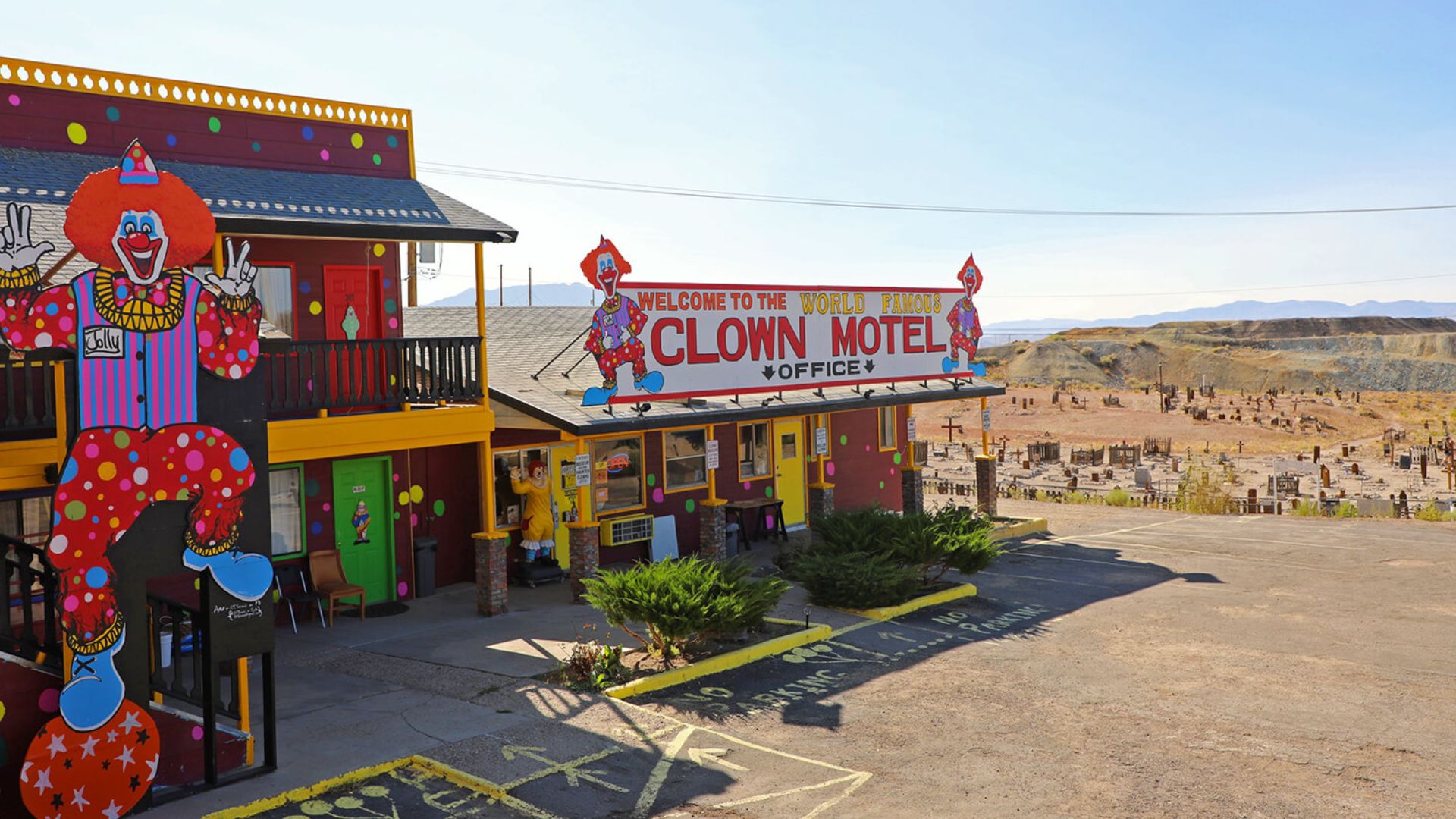 A PHOTO OF CLOWN THEMED MOTEL
