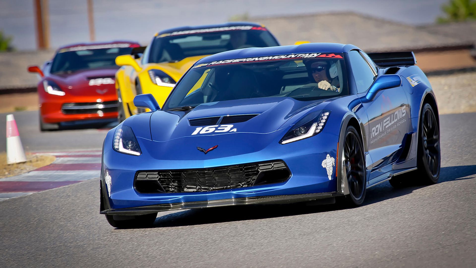  A PHOTO OF RACING CARS

