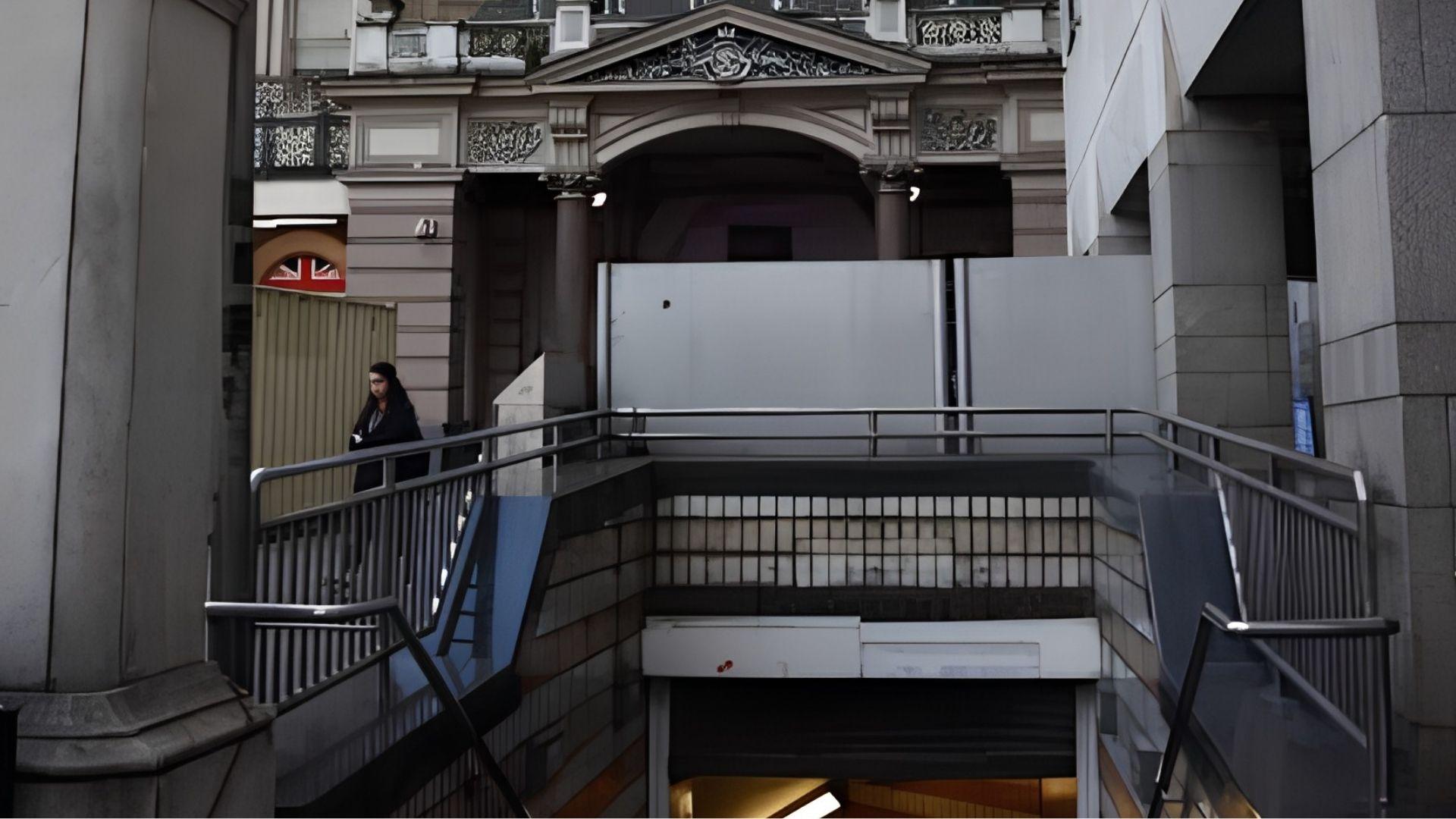 Charing Cross Underground Station