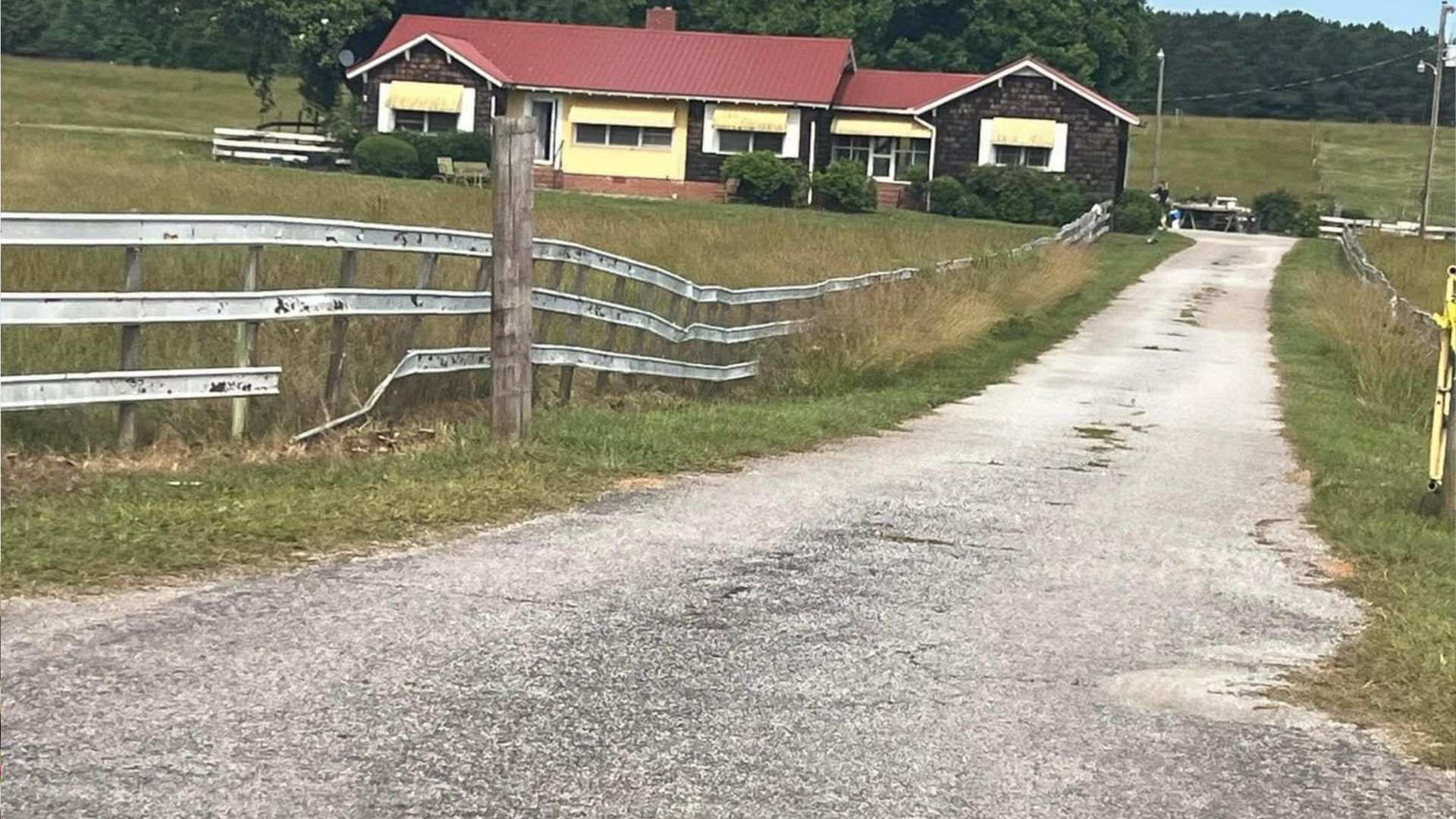 Rural farm property on Stovall Road near LaGrange, Georgia, Smallville filming location
