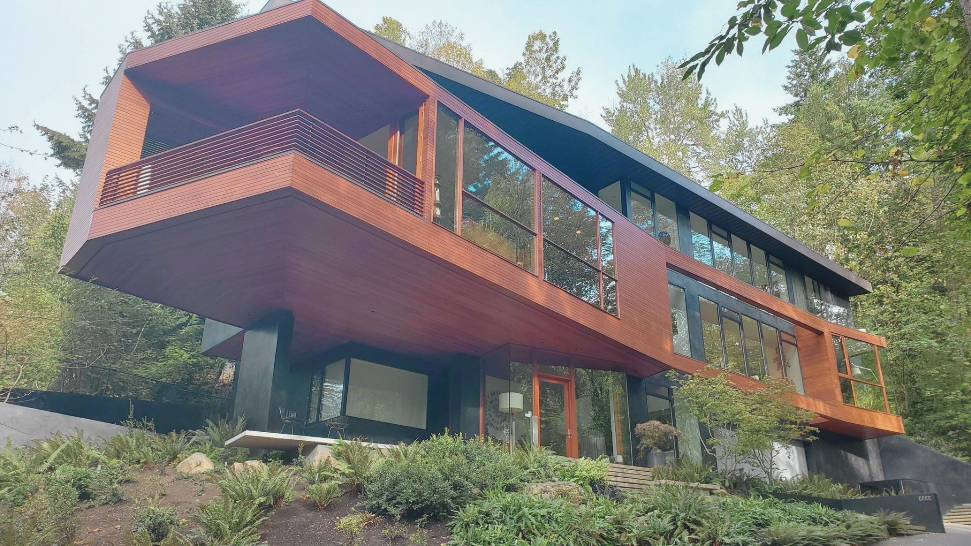Downside view of the Cullen House