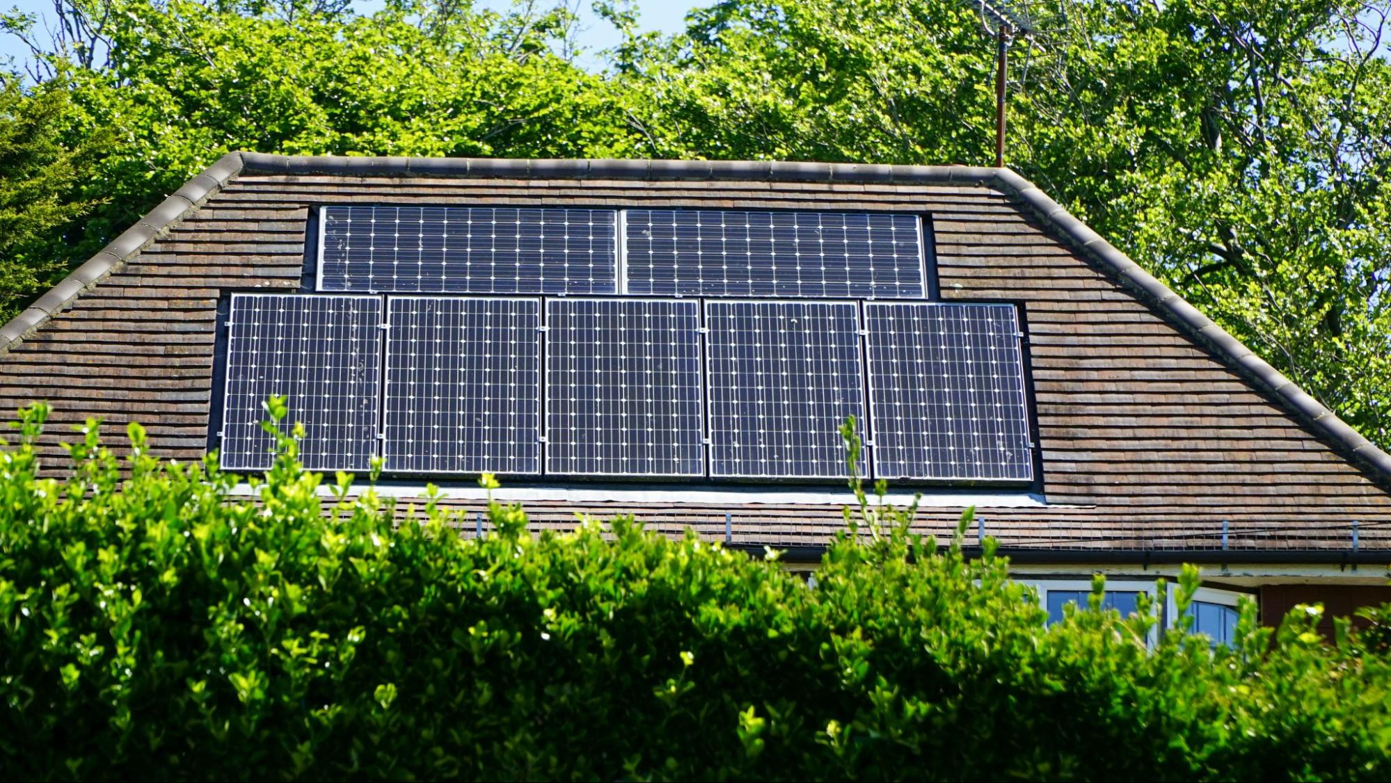 5 Tips to Pick the Right Solar Battery Size